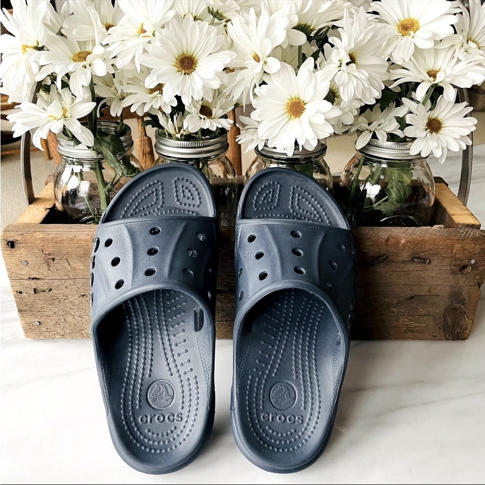 CROCS•NWOT•7•Classic Slide•Navy Blue•Comfy+Cushy•Like Walking on a Cloud!🌼🌼🌼